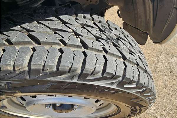 2008 Toyota Hilux SR GGN15R Rear Wheel Drive