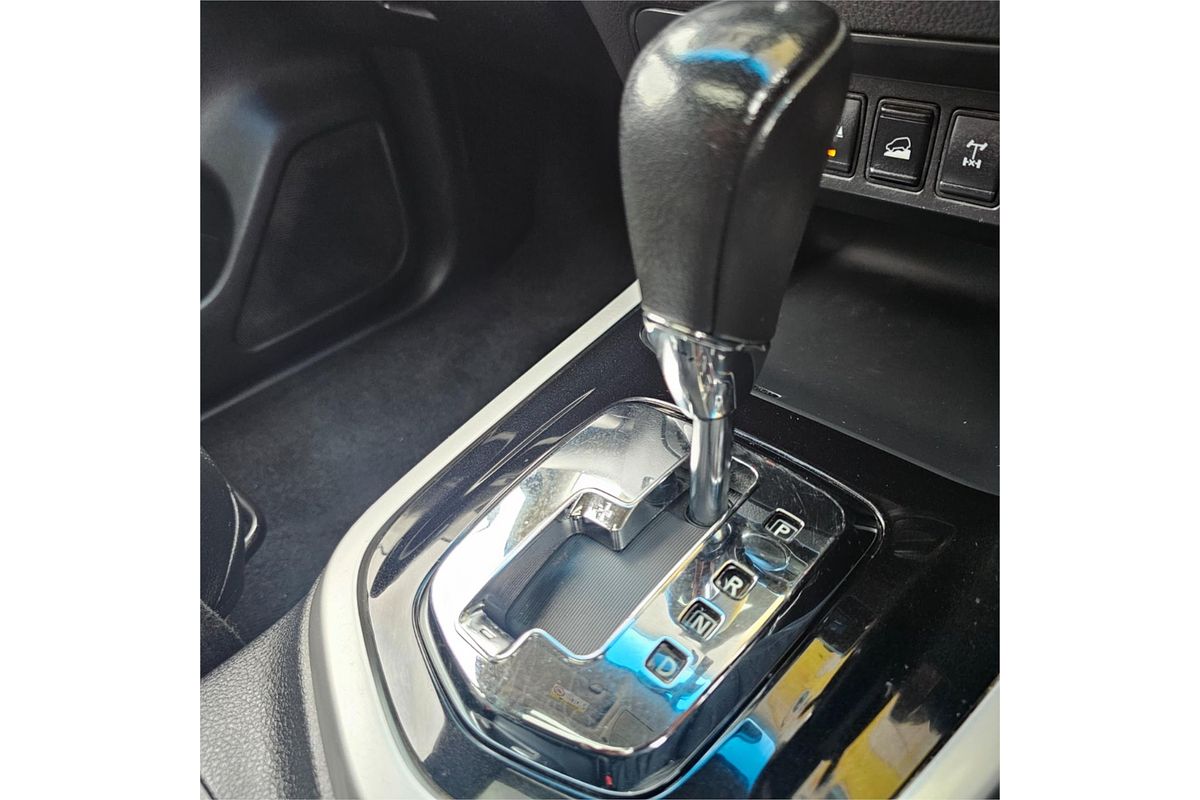 2015 Nissan Navara ST-X D23 4X4