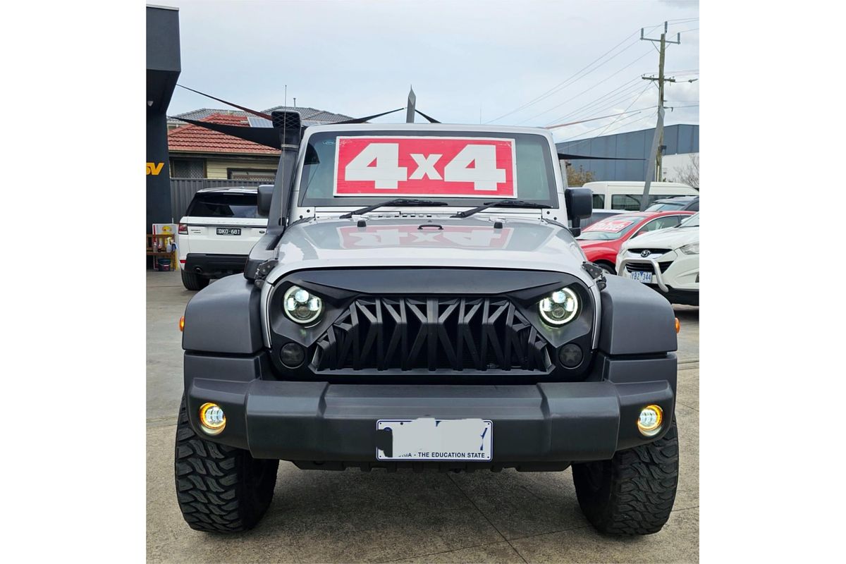 2011 Jeep Wrangler Unlimited Sport JK