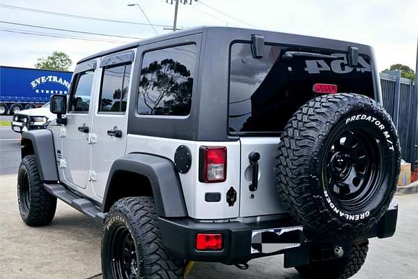 2011 Jeep Wrangler Unlimited Sport JK