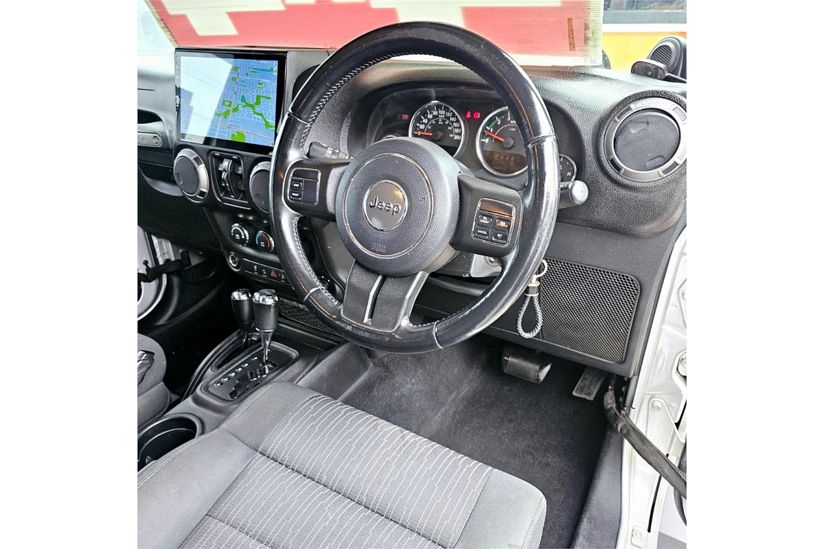 2011 Jeep Wrangler Unlimited Sport JK