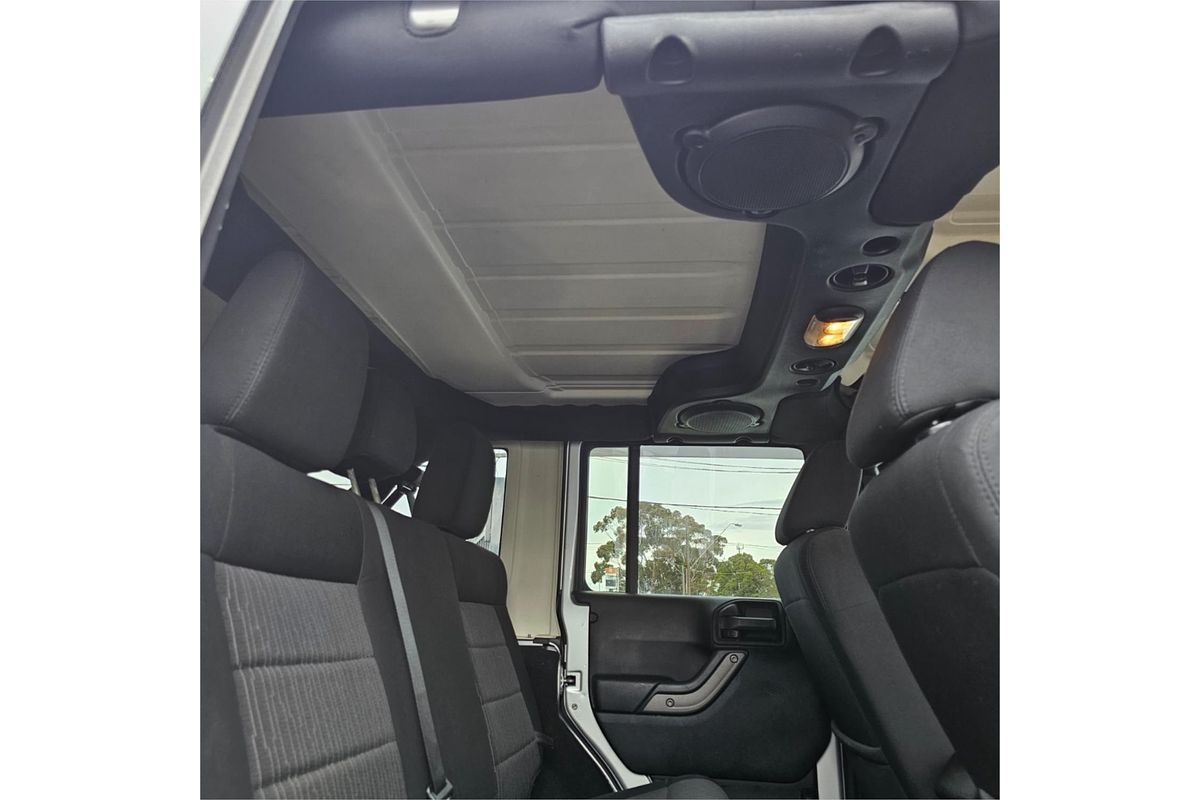 2011 Jeep Wrangler Unlimited Sport JK