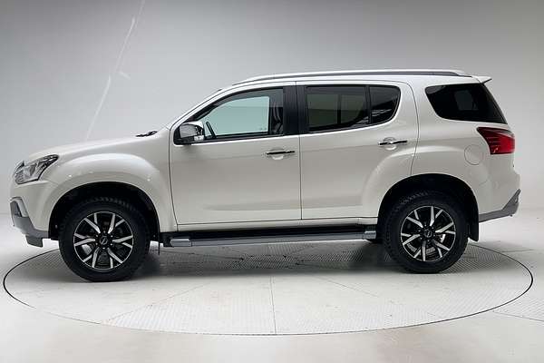 2021 Isuzu MU-X LS-T
