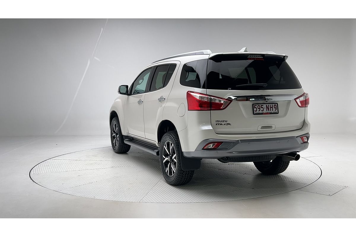 2021 Isuzu MU-X LS-T