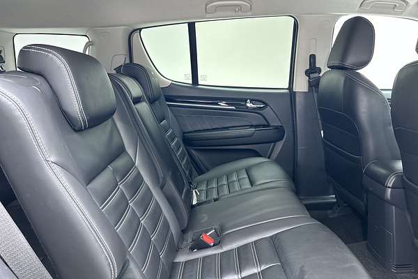 2021 Isuzu MU-X LS-T