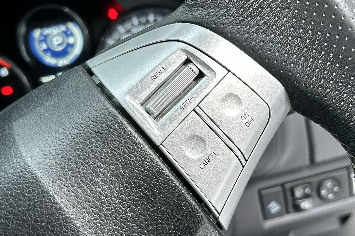 2021 Isuzu MU-X LS-T