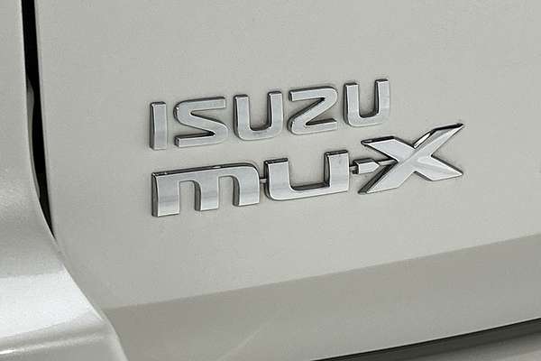 2021 Isuzu MU-X LS-T