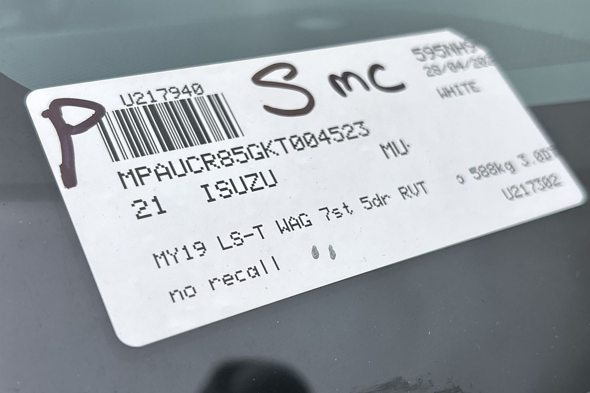 2021 Isuzu MU-X LS-T