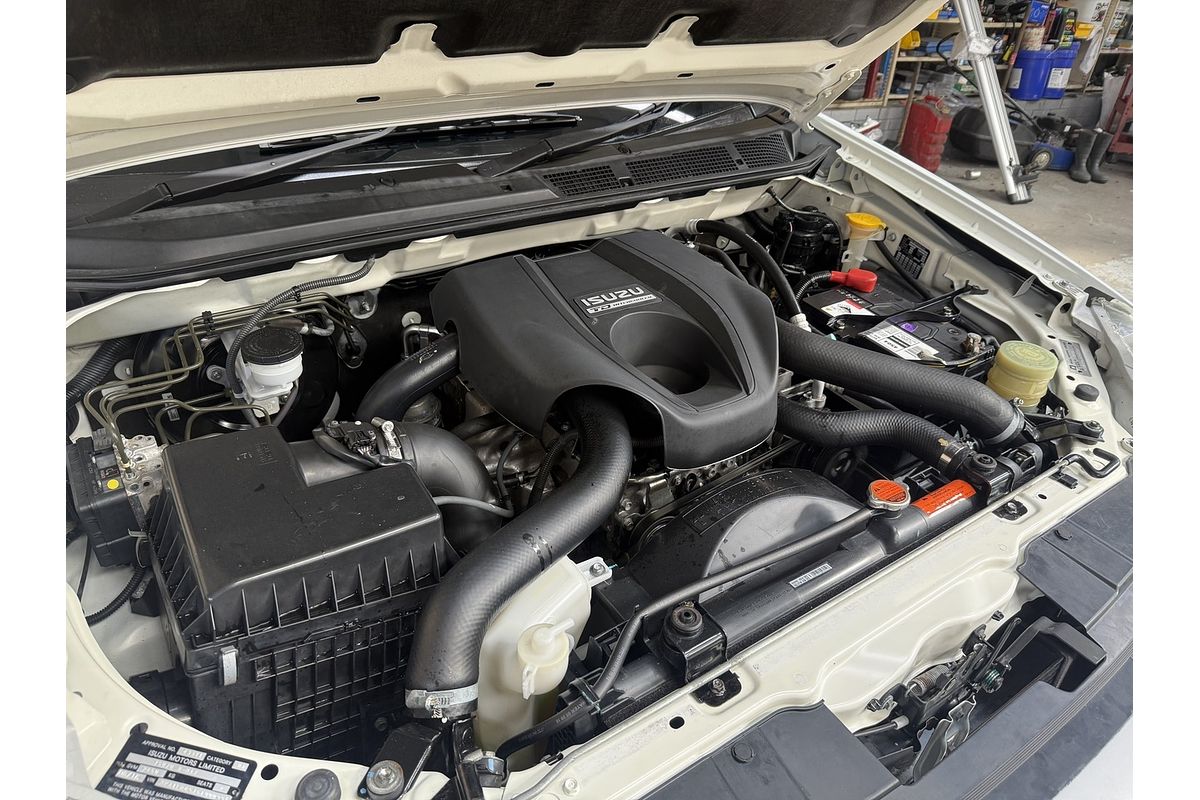 2016 Isuzu D-MAX SX High Ride Rear Wheel Drive