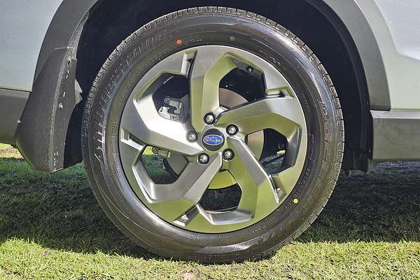 2025 Subaru Forester STI Sport S5