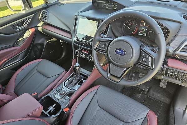 2025 Subaru Forester STI Sport S5