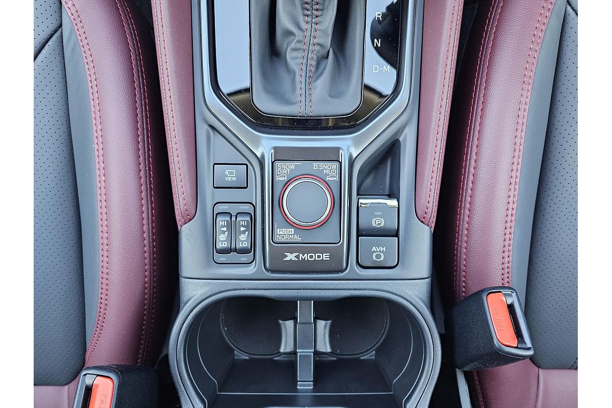 2025 Subaru Forester STI Sport S5