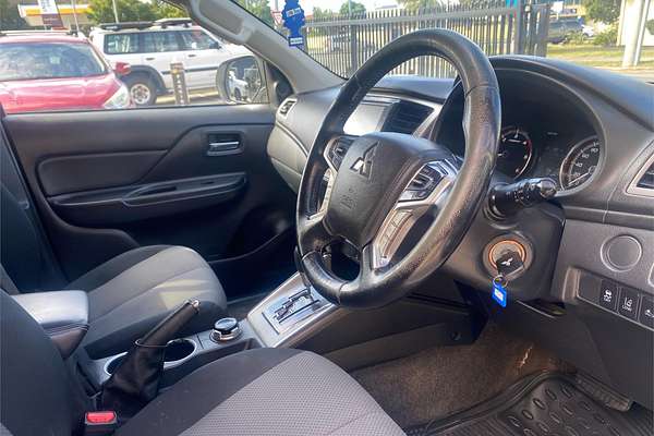 2022 Mitsubishi Triton GLX-R MR 4X4