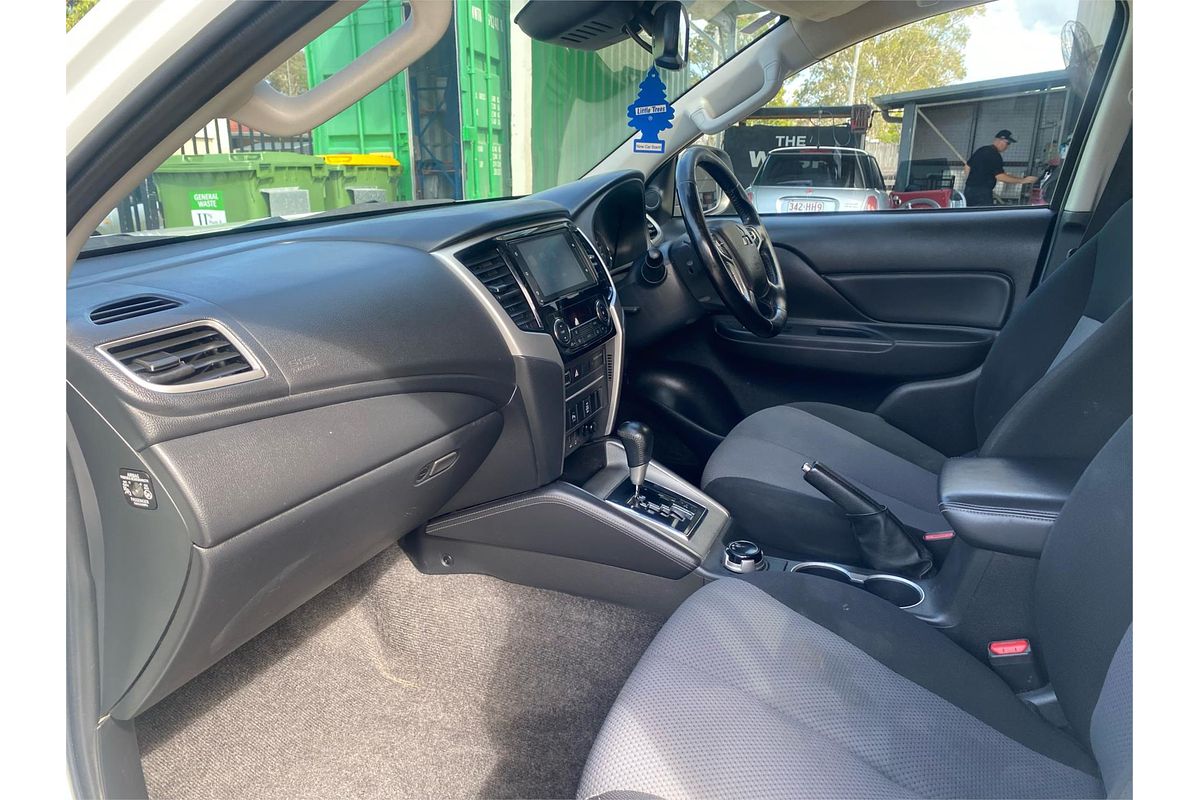 2022 Mitsubishi Triton GLX-R MR 4X4