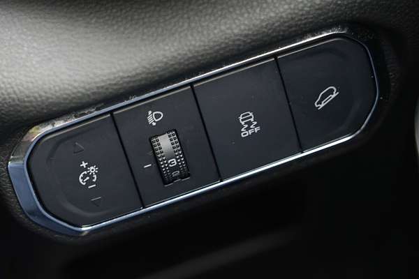 2022 GWM Haval Jolion Lux A01
