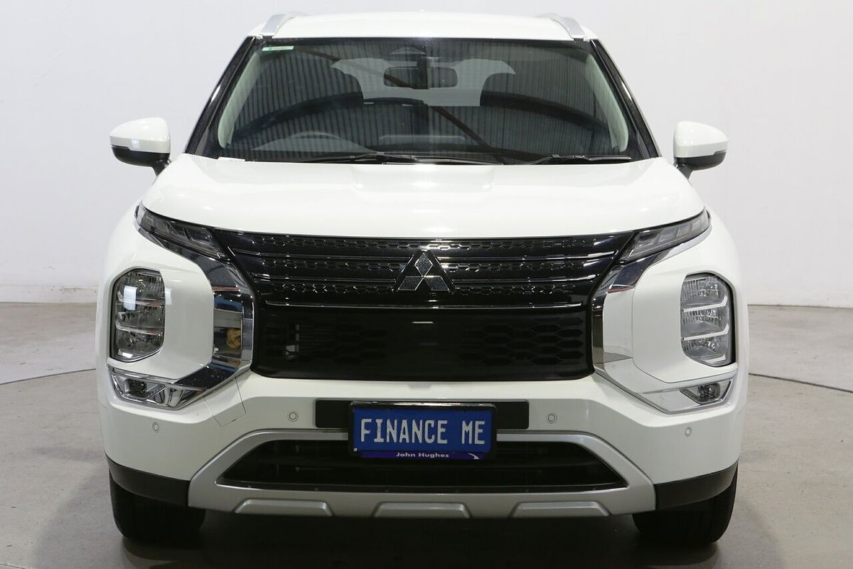 2024 Mitsubishi Outlander LS ZM