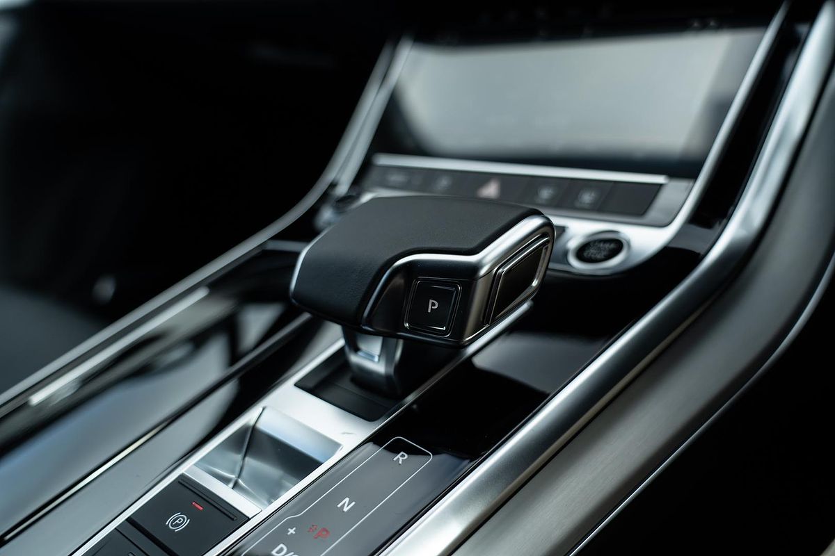 2025 Audi Q7 50 TDI S line 4M