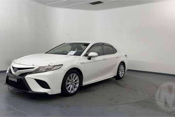 2018 Toyota Camry Ascent Sport AXVH71R