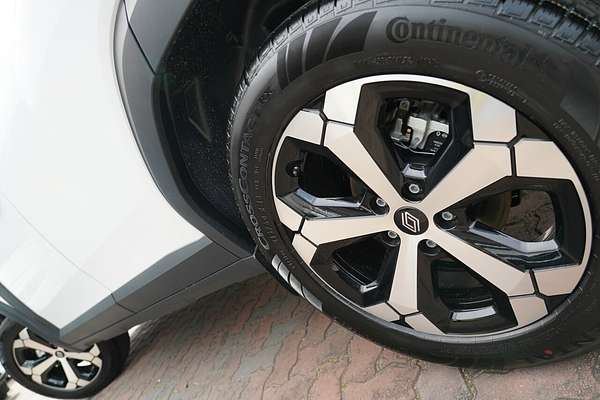 2025 Renault Duster Techno X1311