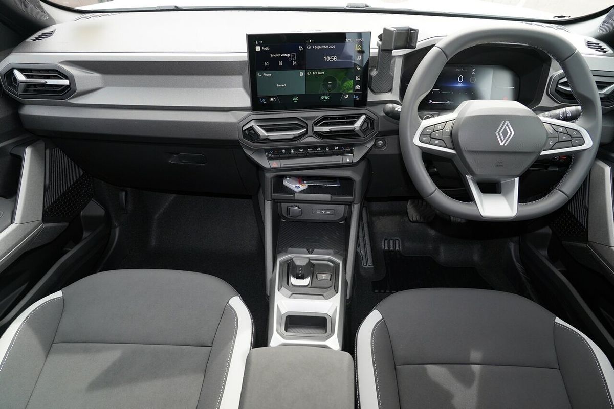 2025 Renault Duster Techno X1311