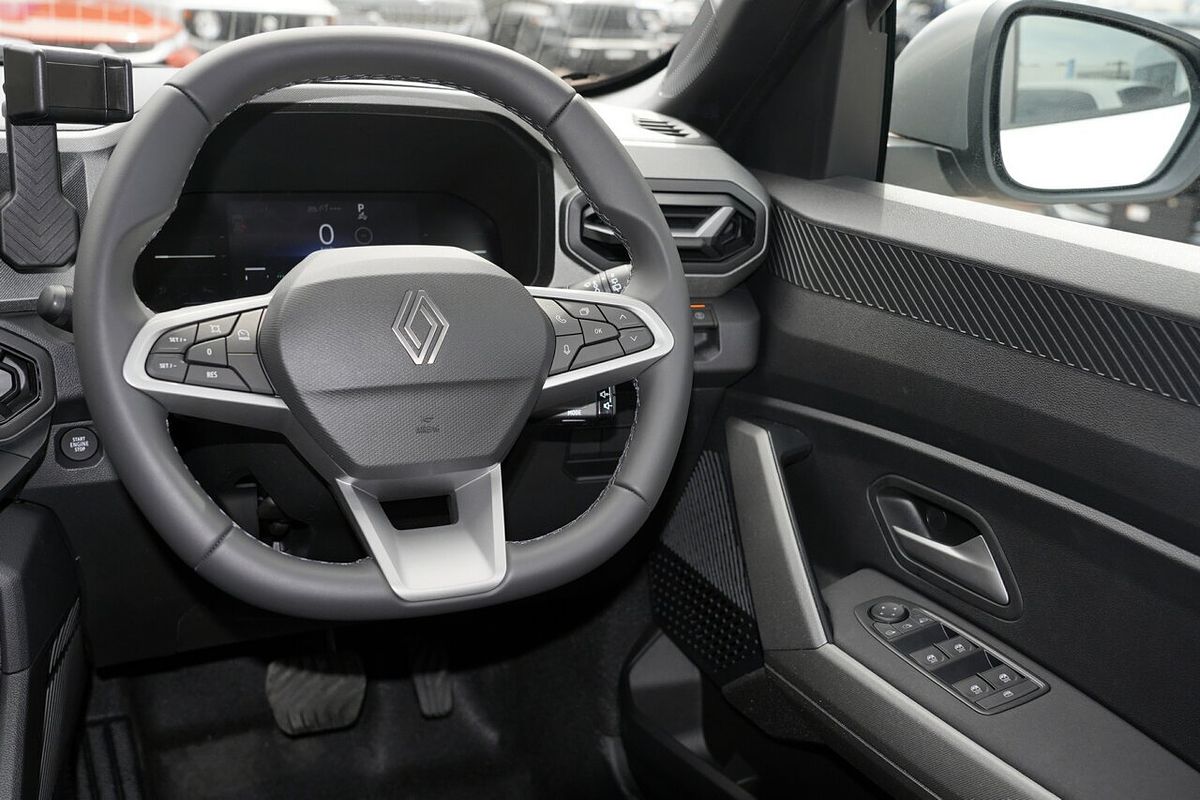 2025 Renault Duster Techno X1311