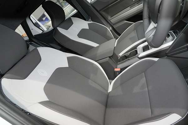 2025 Renault Duster Techno X1311
