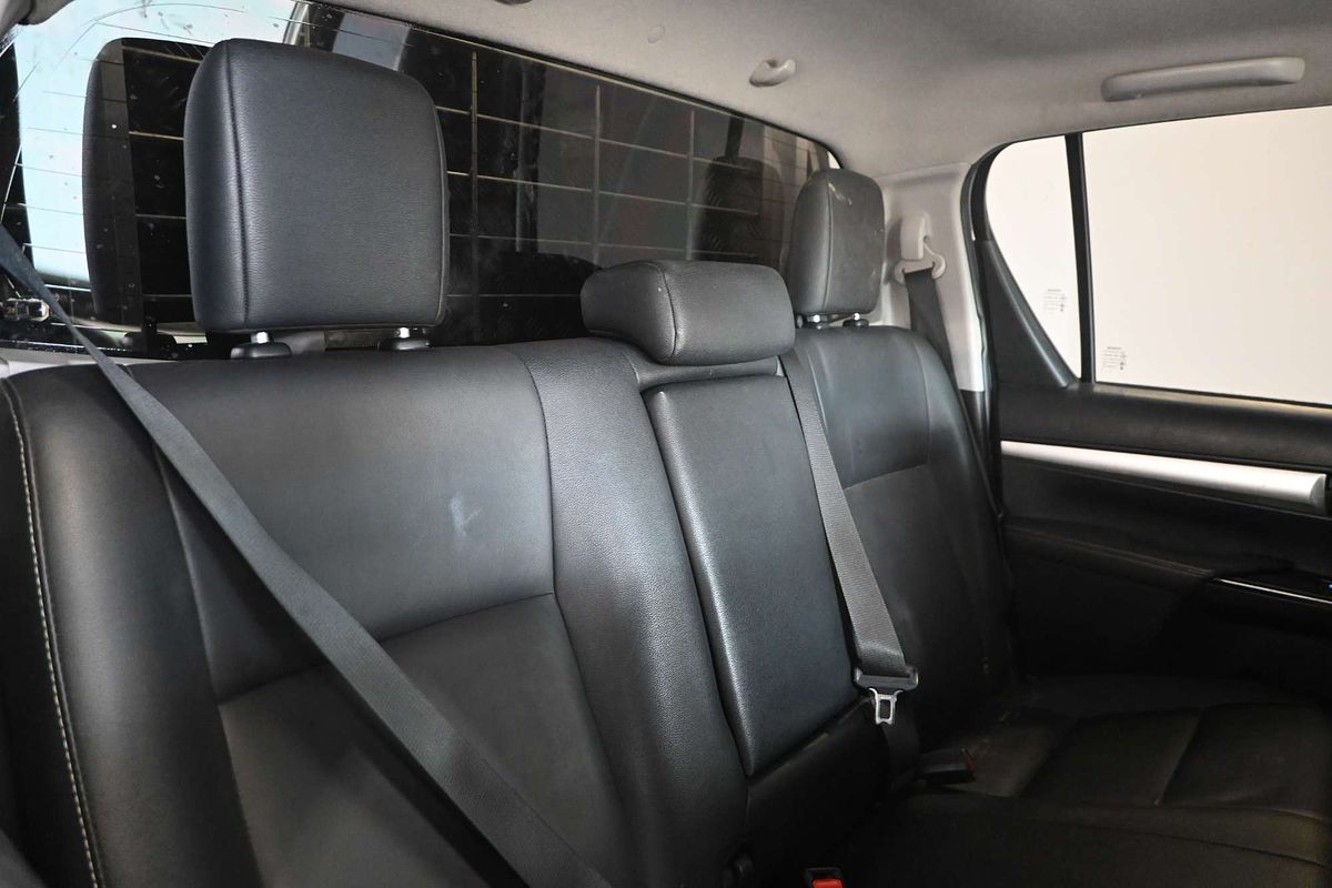 2020 Toyota Hilux SR5 GUN126R