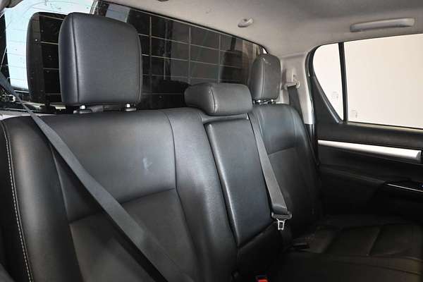 2020 Toyota Hilux SR5 GUN126R