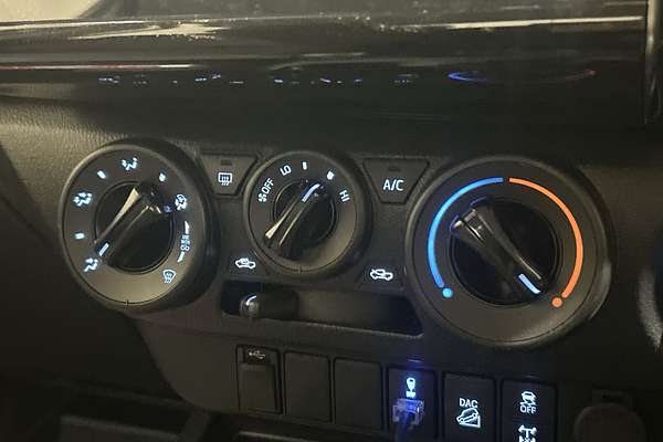 2023 Toyota Hilux SR GUN126R 4X4