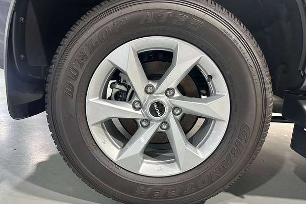 2025 Isuzu MU-X LS-M