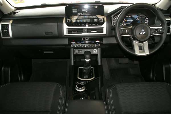 2024 Mitsubishi Triton GLS MV 4X4