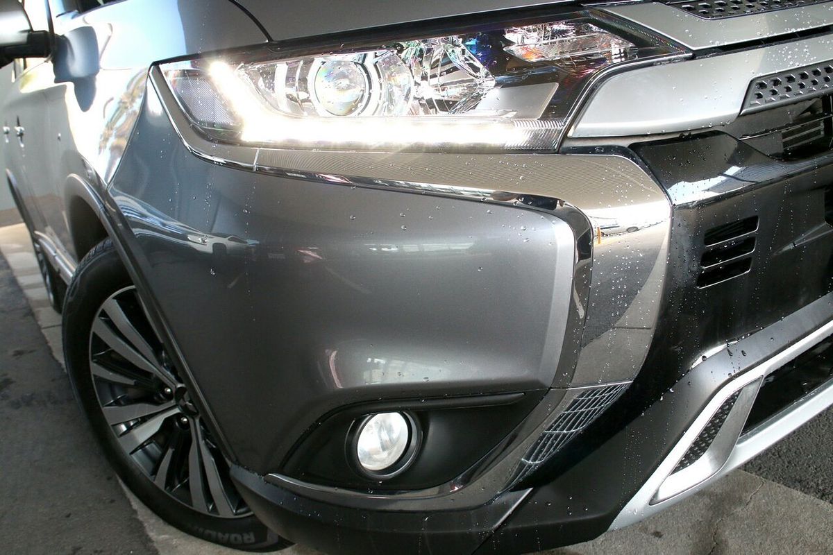 2020 Mitsubishi Outlander LS ZL