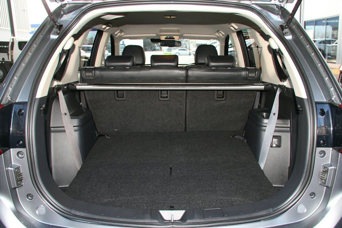 2020 Mitsubishi Outlander LS ZL