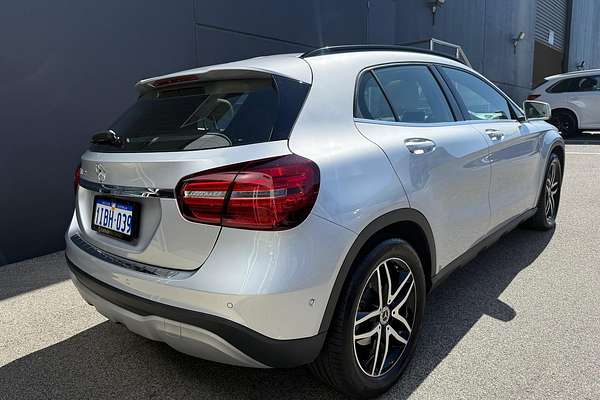 2019 Mercedes-Benz GLA-Class GLA180 X156