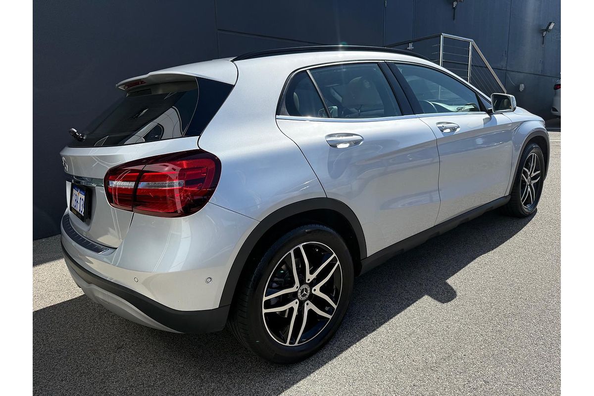 2019 Mercedes-Benz GLA-Class GLA180 X156
