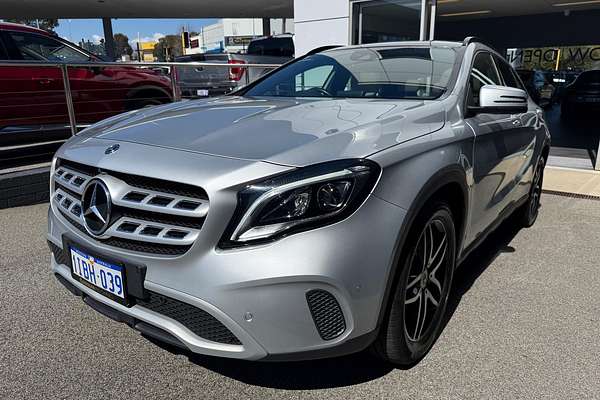 2019 Mercedes-Benz GLA-Class GLA180 X156