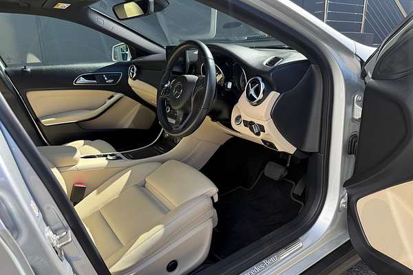 2019 Mercedes-Benz GLA-Class GLA180 X156