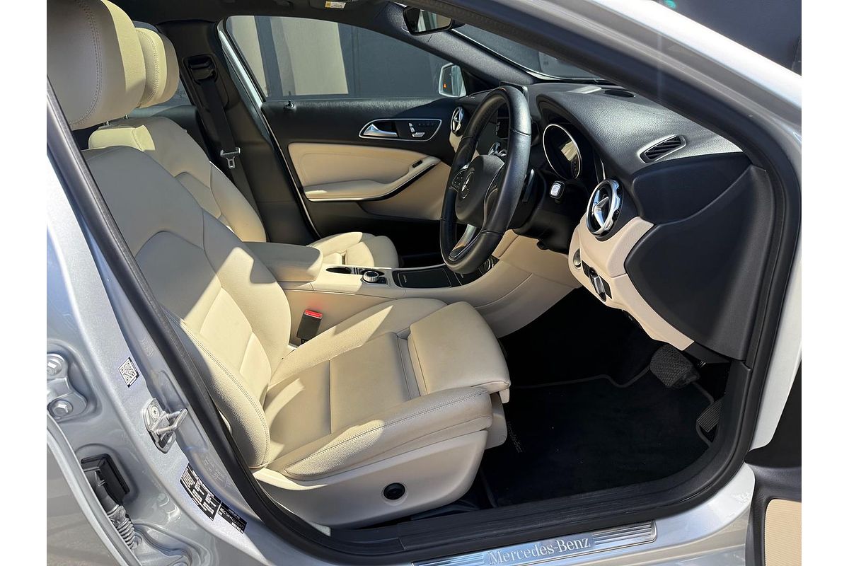 2019 Mercedes-Benz GLA-Class GLA180 X156