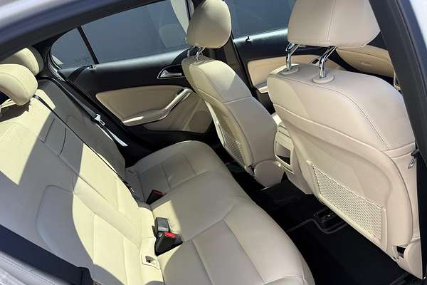 2019 Mercedes-Benz GLA-Class GLA180 X156
