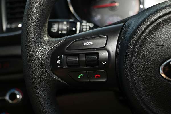 2015 Kia Carnival Si YP