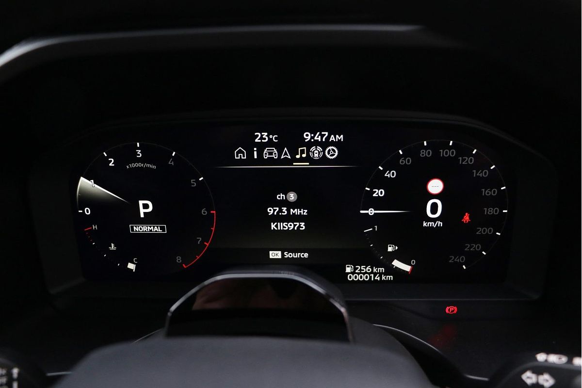 2025 Mitsubishi Outlander Exceed Tourer ZM