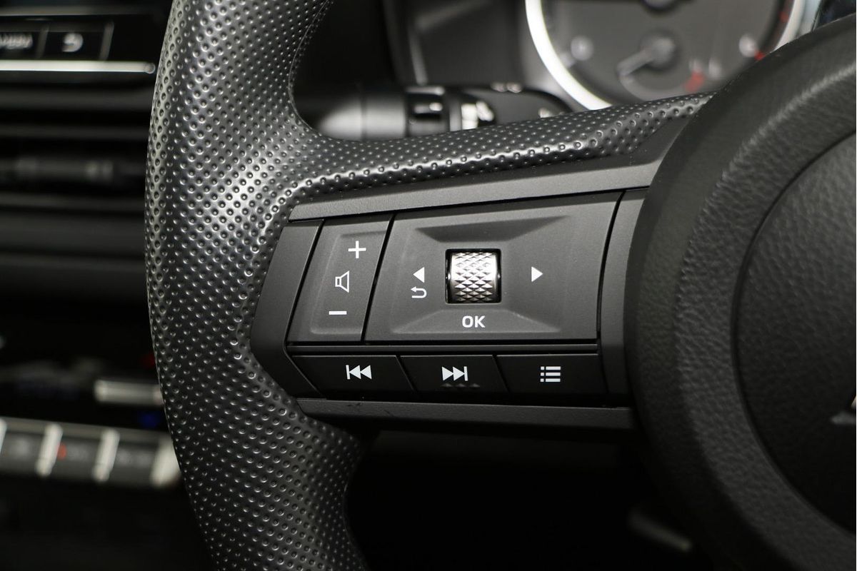 2025 Mitsubishi Triton GLX+ MV 4X4