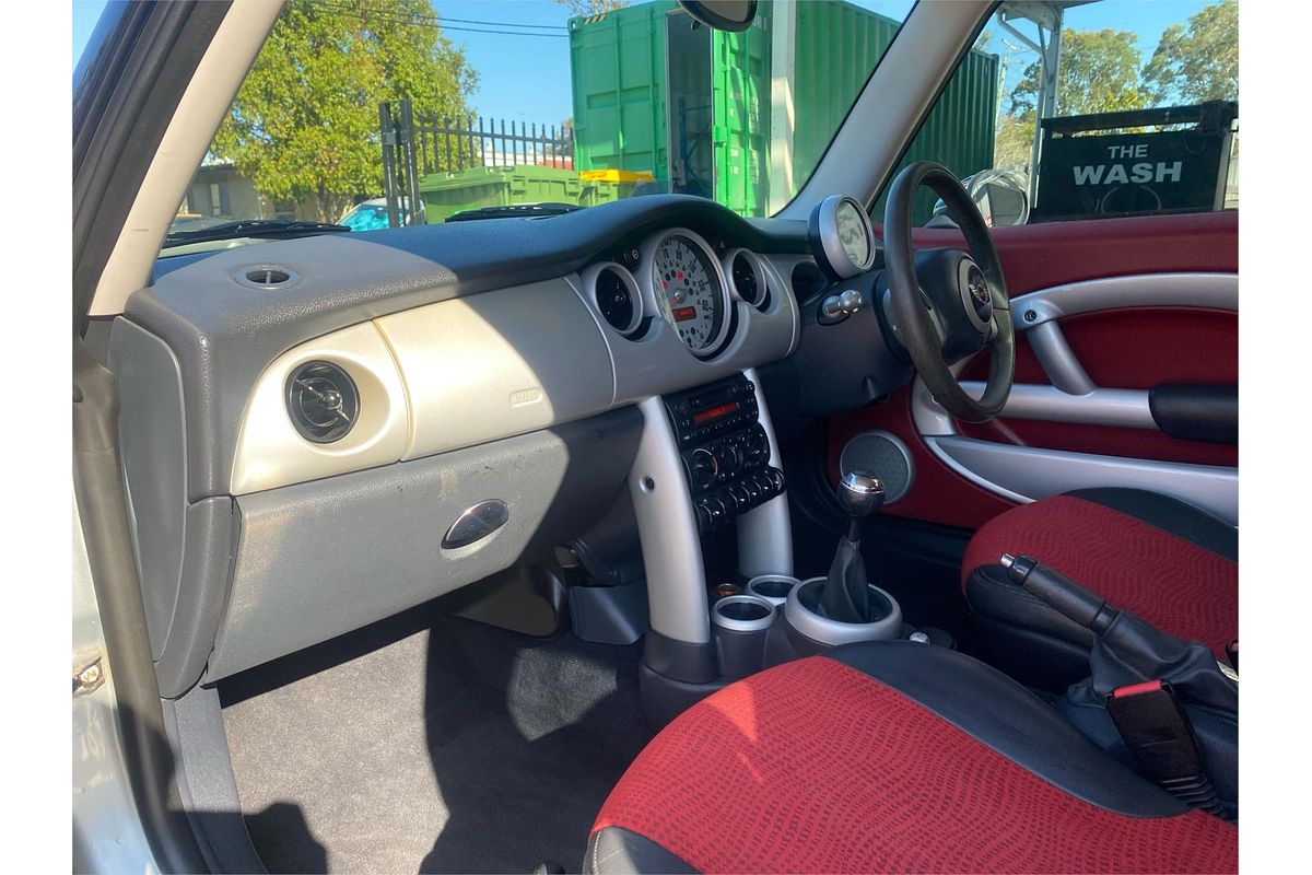 2003 MINI Cooper  R50