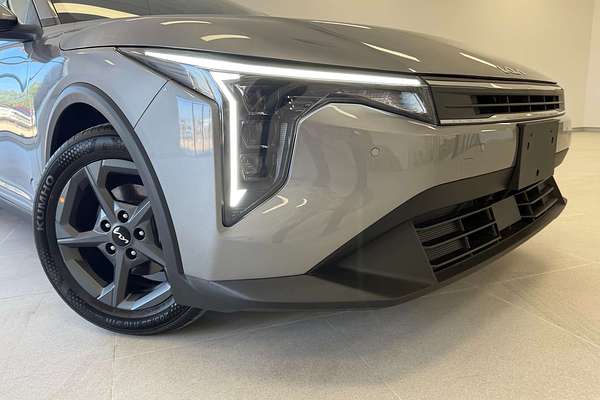 2025 Kia K4 S CL4m