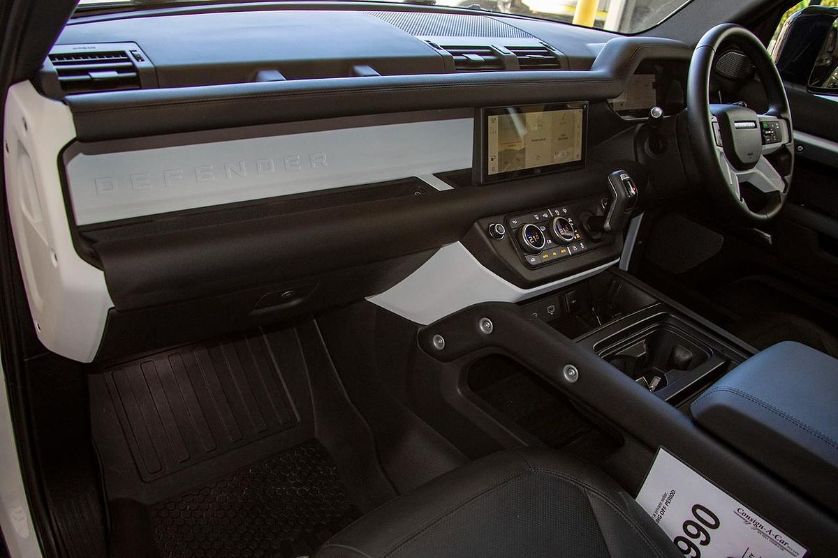 2024 Land Rover Defender 110 P300 S L663