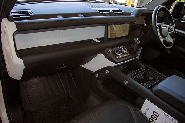 2024 Land Rover Defender 110 P300 S L663