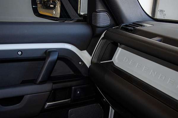 2024 Land Rover Defender 110 P300 S L663