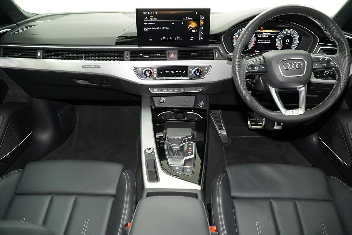 2022 Audi A5 45 TFSI S line F5