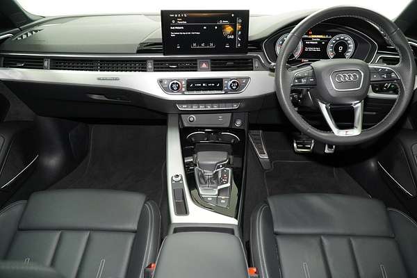 2022 Audi A5 45 TFSI S line F5