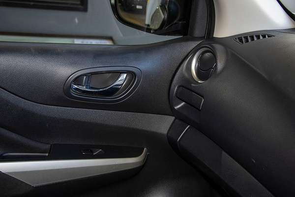 2018 Nissan Navara ST (4x4) D23 SERIES III MY18 4X4